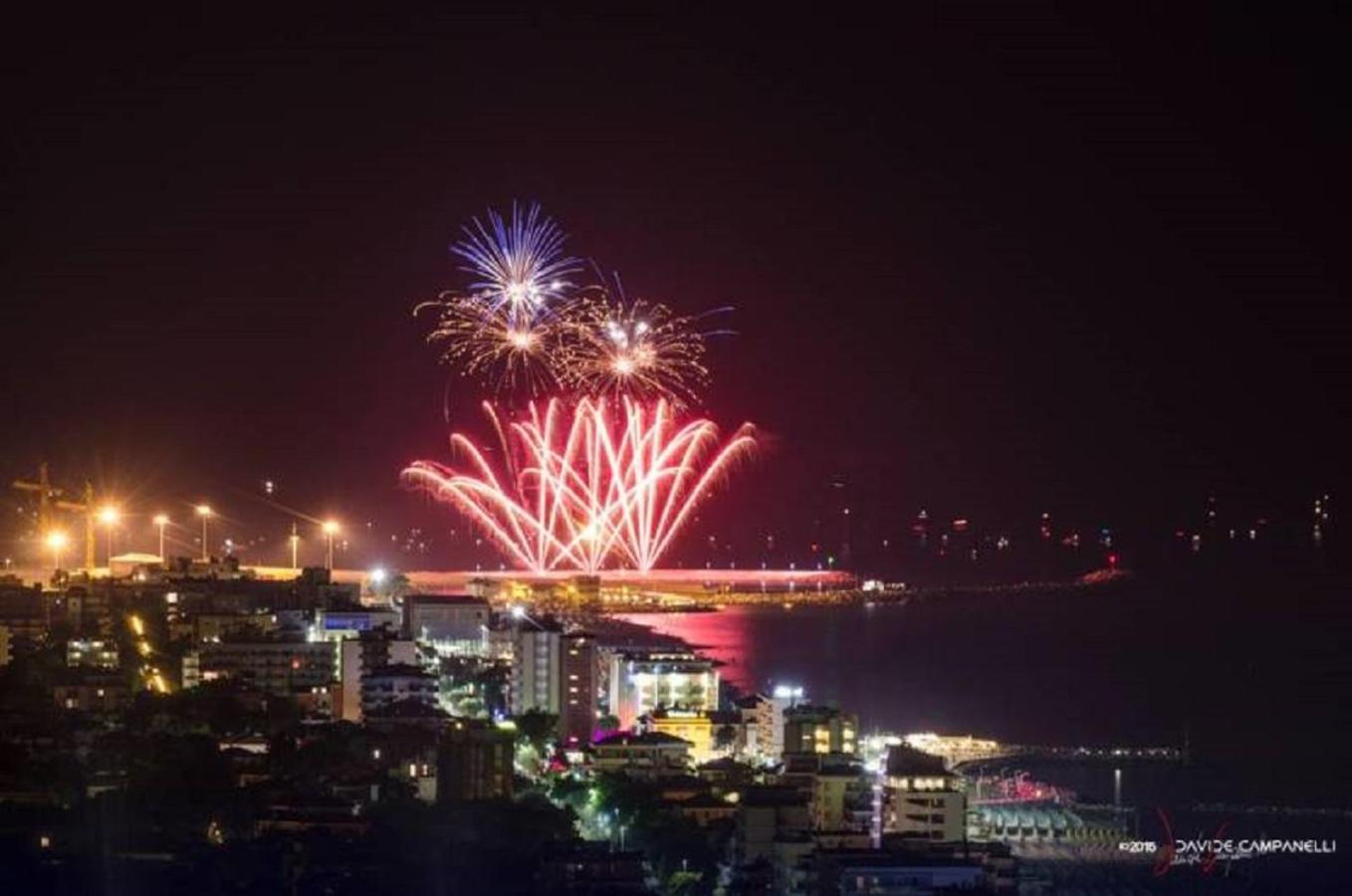 Maison Mare & Monti เปซาโร ภายนอก รูปภาพ